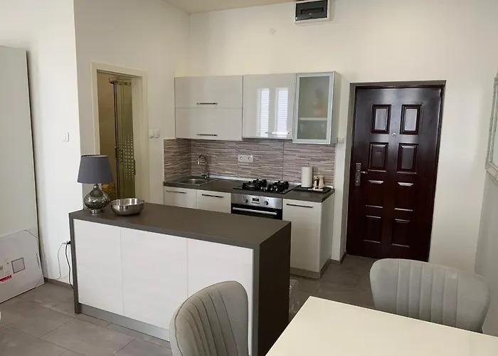 Zara City Apartments Lägenhet